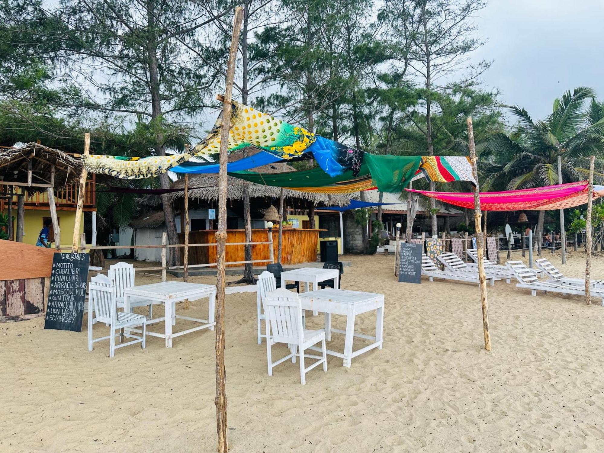 Beach Wave Hotel Аругам Экстерьер фото