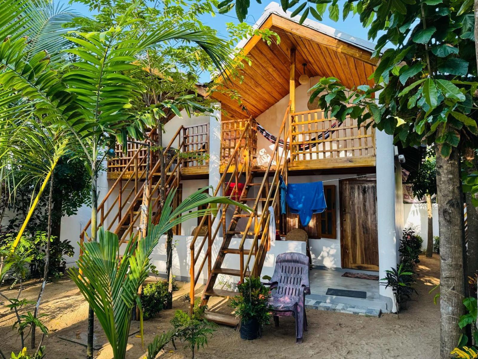 Beach Wave Hotel Аругам Экстерьер фото